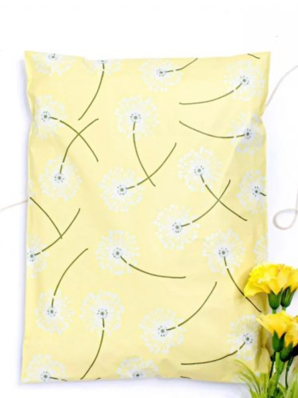 25 10x13 Yellow Dandelion Print Poly mailers